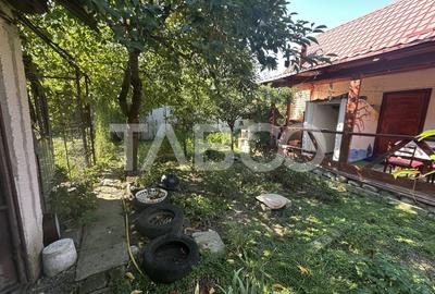 Casa de vanzare 3 camere 110 mpu teren liber 198 mp si garaj Fagaras - 11