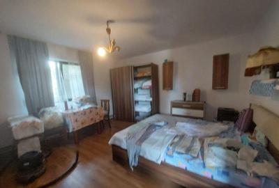 Casa de inchiriat - 16