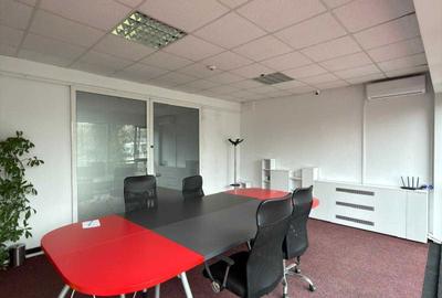 Spațiu comercial, de 29 mp, în Nicolina - 2