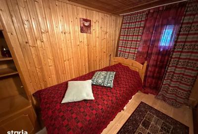 Casă cu 8 camere cu Teren 971 Mp în Cârțișoara - 7