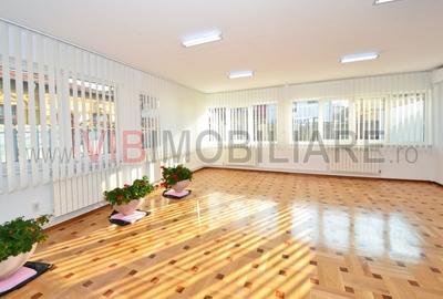 Spațiu comercial, de 500 mp, în 1 Mai - 3