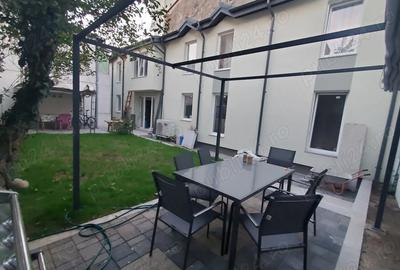 Apartament 2 camere ultracentral + curte. Totul NOU. Direct proprietar - 1