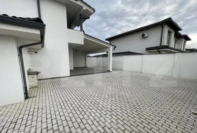 Casă cu 4 camere cu Teren 300 Mp în Mărtinești - 1