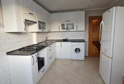 Apartament cu 2 camere decomandat în Drumul Taberei - 3