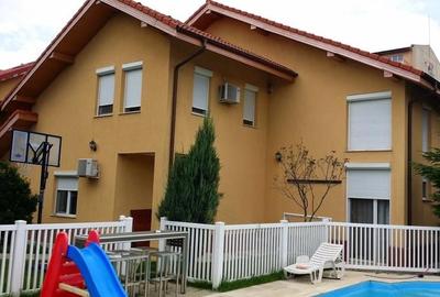 Casă cu 6 camere în Iancu Nicolae