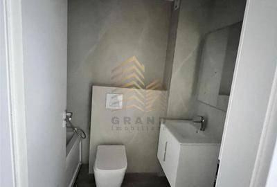 Apartament cu 3 camere în Central - 3