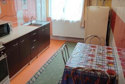 Apartament cu 2 camere decomandat în Central - 3