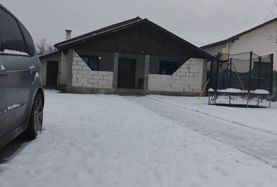 Casă în Mocira - 1