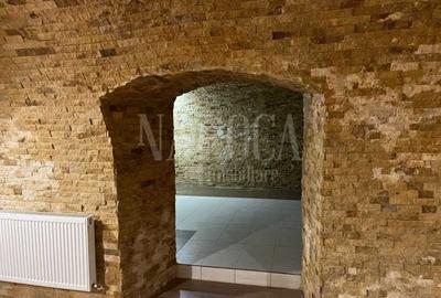 Spațiu comercial, de 130 mp, în Central - 10