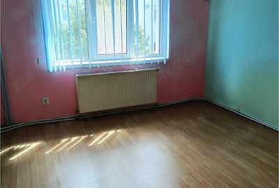 Zona linistita, etaj intermediar! CE1109 - 8