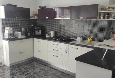 Casă în Central - 10