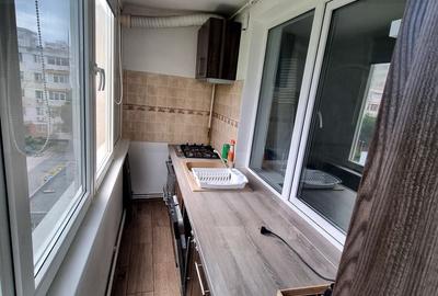 Apartament cu 2 camere decomandat, mobilat în Tomis III - 14