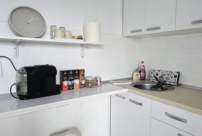 Apartament cu 3 camere decomandat în Soarelui