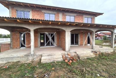 AX1005 Ciarda Rosie, Duplex Mediteranean, Toate Utilitatile - 1