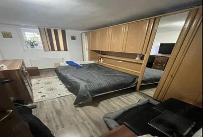 Apartament cu 4 camere decomandat în Medicină - 1