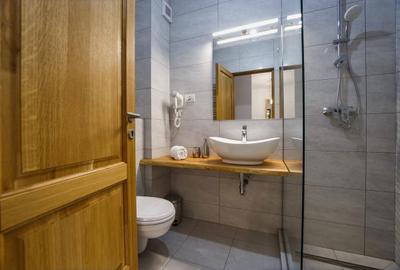 Apartament cu 2 camere semidecomandat în Central - 2