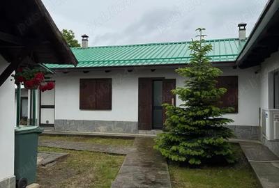 Spațiu comercial, de 868 mp, în Central - 6