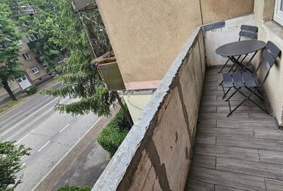 Apartament cu 2 camere decomandat în Micro 17 - 5