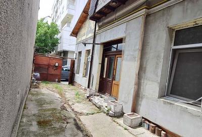 Casă cu 3 camere în 13 Septembrie - 2