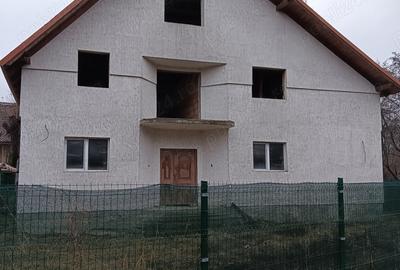 Casa de vanzare - 2