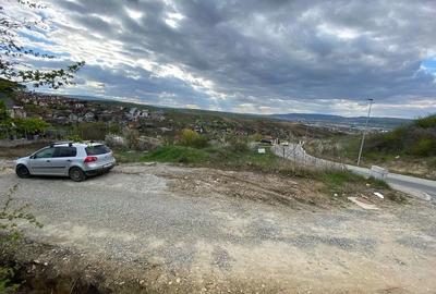 Teren de 529 mp, în Central - 3