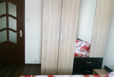 Inchiriez apartament cu doua camere, in zona centrala. - 1