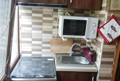 Garsonieră decomandată, mobilată în Trocadero - 6