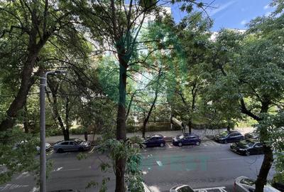 Apartament cu 2 camere decomandat în Lacul Tei - 3