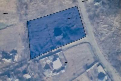 Teren de 3700 mp, în Buzeni - 1