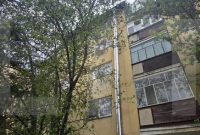 Apartament cu 2 camere decomandat în Central - 1