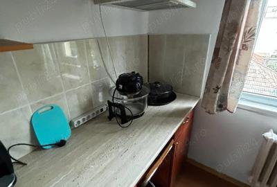 Garsonieră decomandată în Central - 3