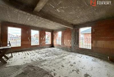 OPORTUNITATE - Casa individuala la rosu, teren de 851 mp in Peciu Nou - 3