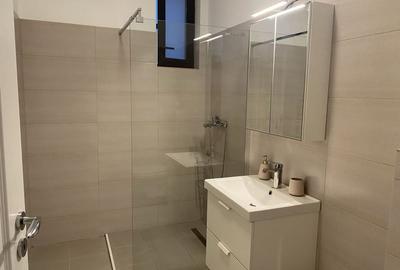 Casa pe  parter,prima inchiriere,zona linistita - 6