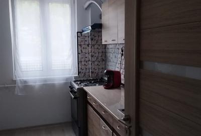 Apartament cu 4 camere decomandat în Rahova - 1