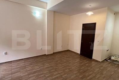 Trei spatii Comerciale,40,94 respectiv 147 mp utili , in zona centrala - 6