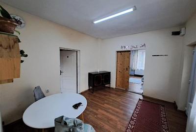 Casă individuală cu 3 camere cu Canalizare în Iris - 2