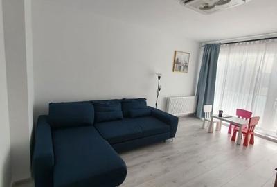 Apartament cu 3 camere decomandat, mobilat în Tractorul - 1