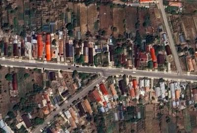 Casa batraneasca cu teren de 2500 mp in sat Branet, comuna Barza - 2