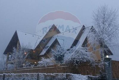 Casă cu 13 camere cu Teren 600 Mp în Voineasa - 47