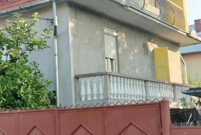 Casă cu 3 camere în Central - 3