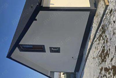 Casă cu Teren 400 Mp în Voinești - 2