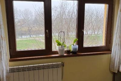 Vand apartament 2 camere , etaj 2 - 5