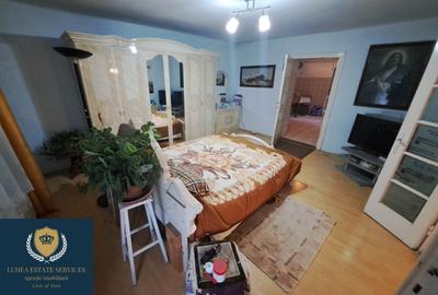 Casă 3 camere, 2 bucătării, Reșița, Muncitoresc - 1