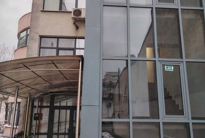 Spațiu comercial, de 106 mp, în Central - 15