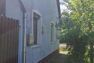 Casă cu Teren 670 Mp în Central - 1