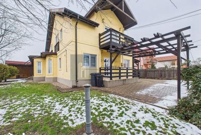 Casă cu 6 camere cu Teren 560 Mp în Tărtășești