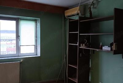 Apartament cu 2 camere decomandat în Ostroveni - 10