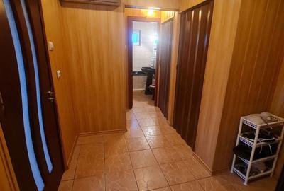 Apartament cu 2 camere decomandat în Micro 16 - 6