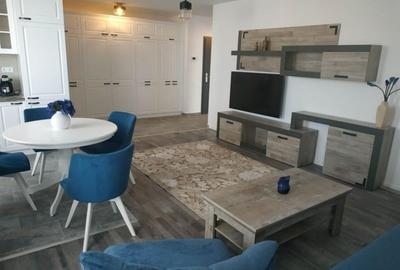 Apartament cu 2 camere semidecomandat, mobilat în Mărăști