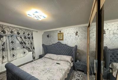 Casă cu 6 camere cu Teren 800 Mp în Radomirești - 2